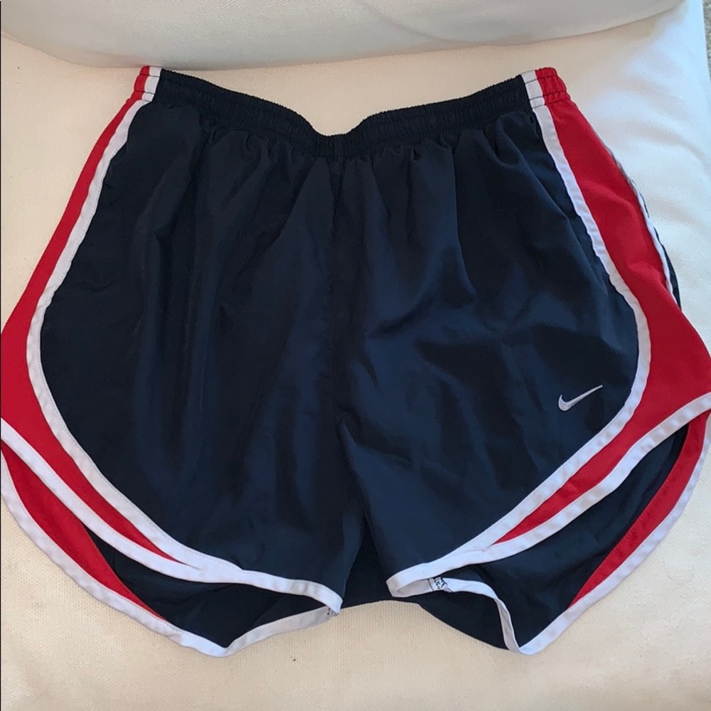 Nike women’s dry fit tempo running shorts